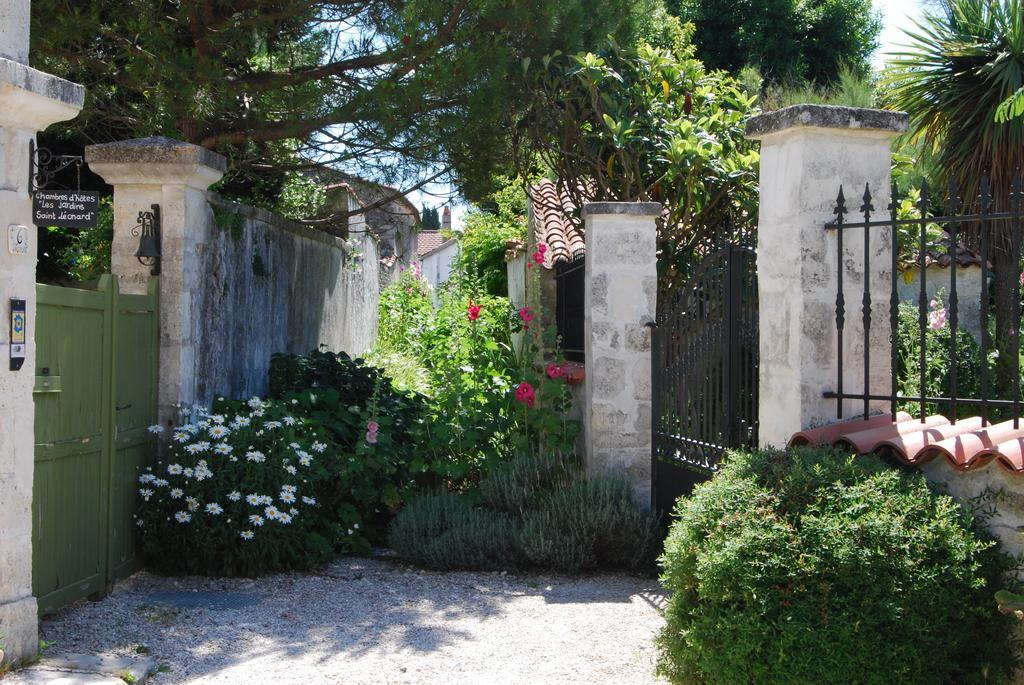 Les Jardins Saint Leonard Hotel Thairé Exterior foto